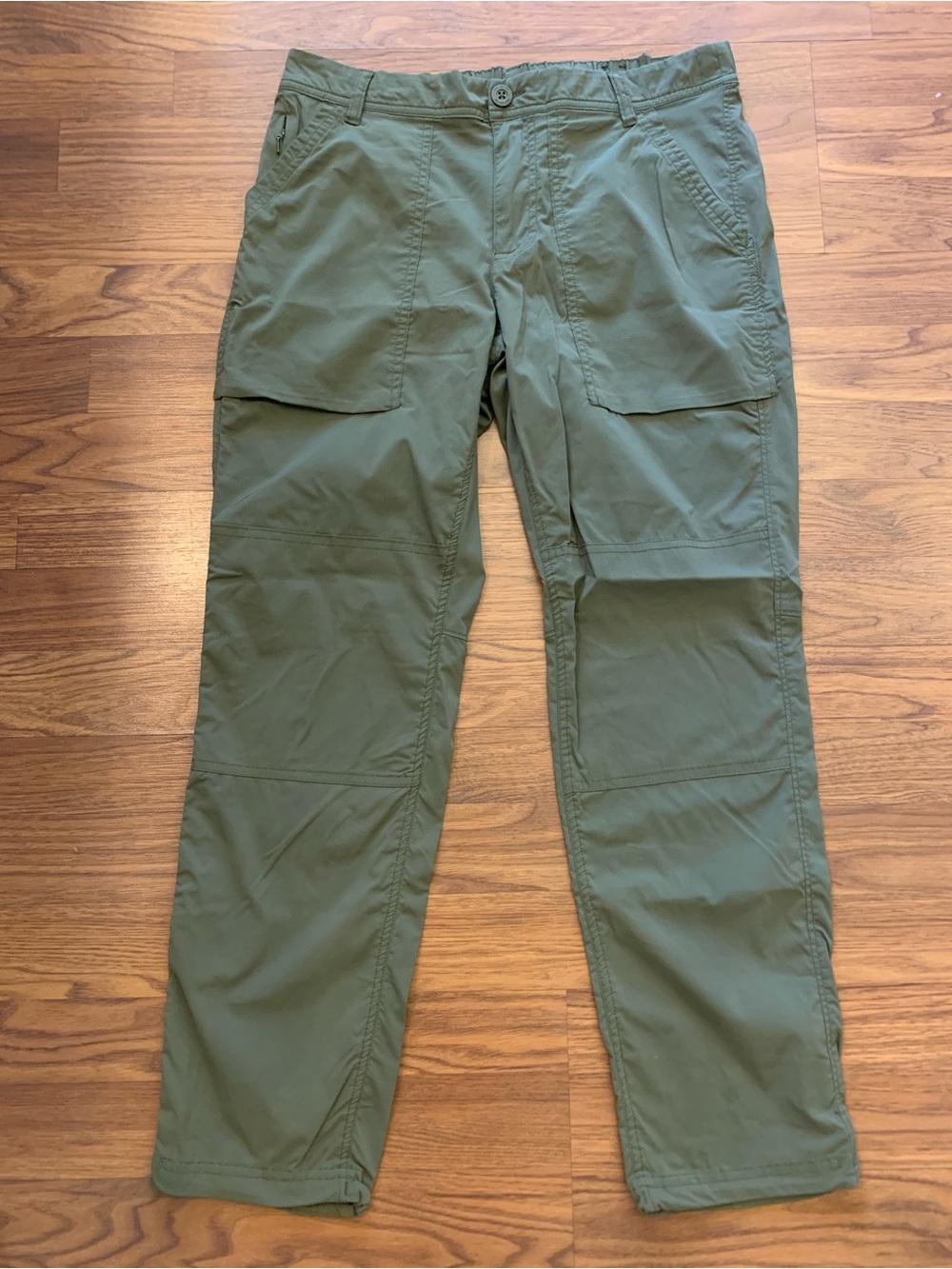 REI Womenโs Olive Green Utility Track Cargo Pants | 6P